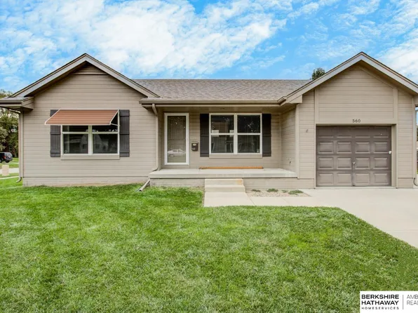 560 N 23rd St, Blair, NE 68008