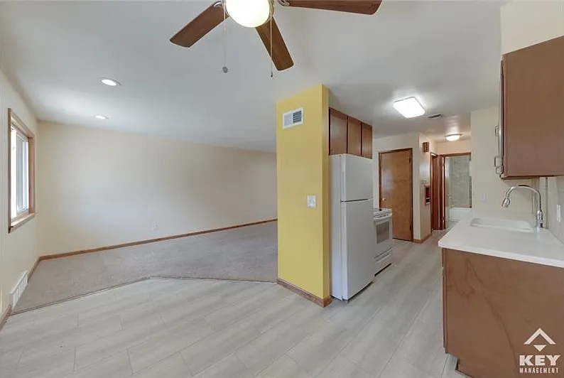 1 bed, 758 sqft, $550 — Photo 4