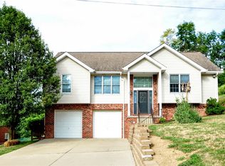 180 Thorne Dr, Washington, PA 15301