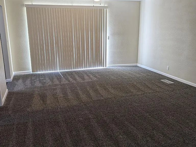 2158 Branstetter Ln — Photo 6