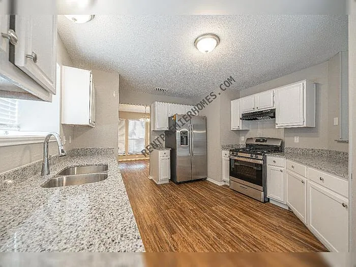 5223 Fawn Lake Dr — Photo 12