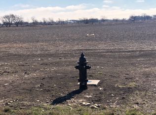 1072 E Pecan Tree Rd, Waxahachie, TX 75165