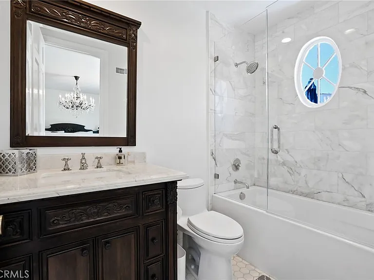 34312 Port Lantern — Photo 35