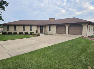 445 Arbor Oaks Ln, Lancaster, WI 53813