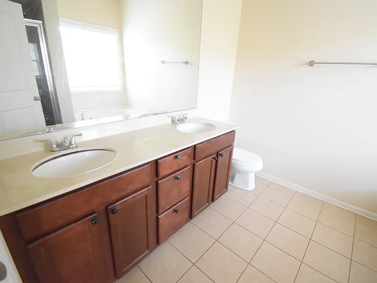 9620 Camberley Ave NW — Photo 16