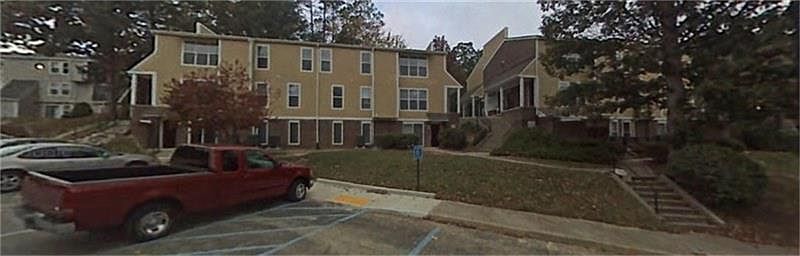 1st image of 121 Lafayette Blvd