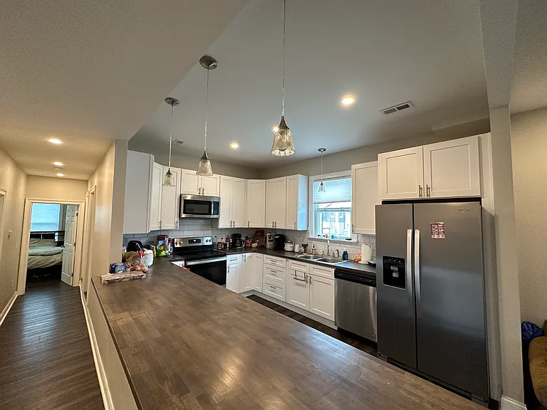 1808 Williams Ave #2 — Photo 4
