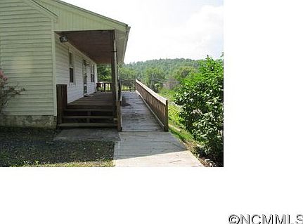 2nd image of 435 N Mitchell Ave