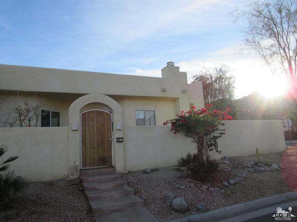 1st image of 77305 Calle Nogales