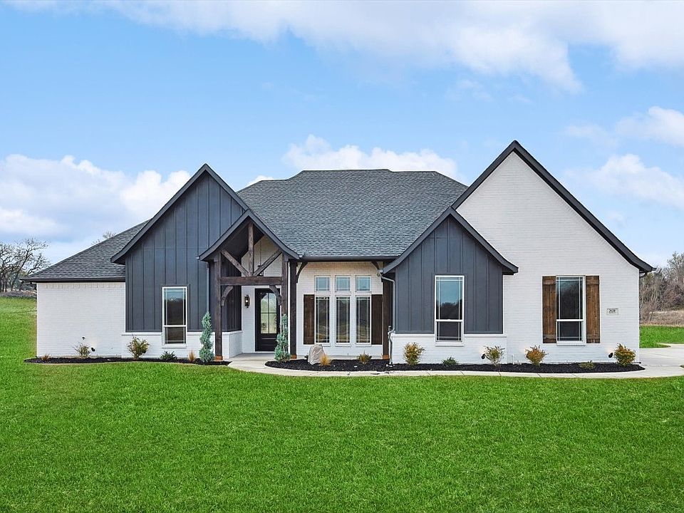 1st image of 2020 Glenhollow Dr