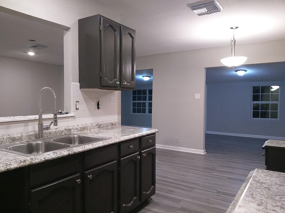 Kitchen to Dining