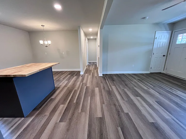 206 Sumter St — Photo 9