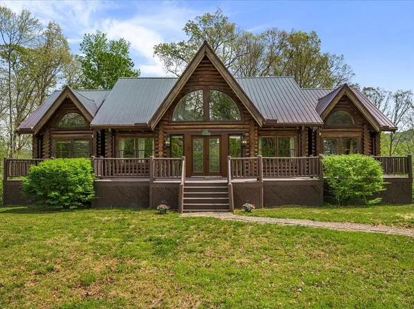 300 Oak Ridge Dr, Stanton, KY 40380