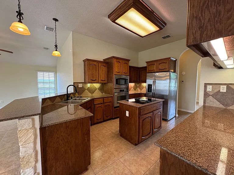 5702 Graphite Dr — Photo 10
