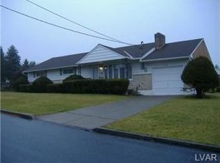901 Howertown Rd, Northampton, PA 18067