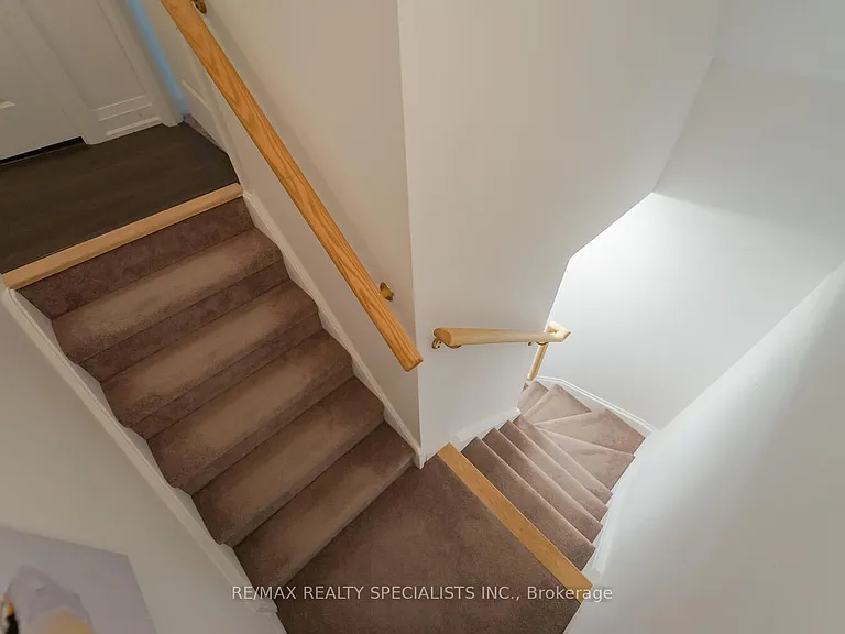 5289 Highway 7 #D902 — Photo 23