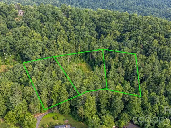 2945 Rockwood Dr, Lenoir, NC 28645