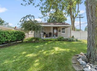 16771 Kennebec St, Southgate, MI 48195