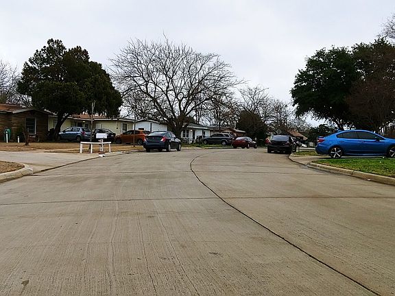 4th image of 600 Greenway Dr