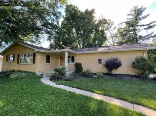 911 Pontius Rd, Cincinnati, OH 45233