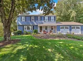 7 Misty Vale Rd, Sandy Hook, CT 06482