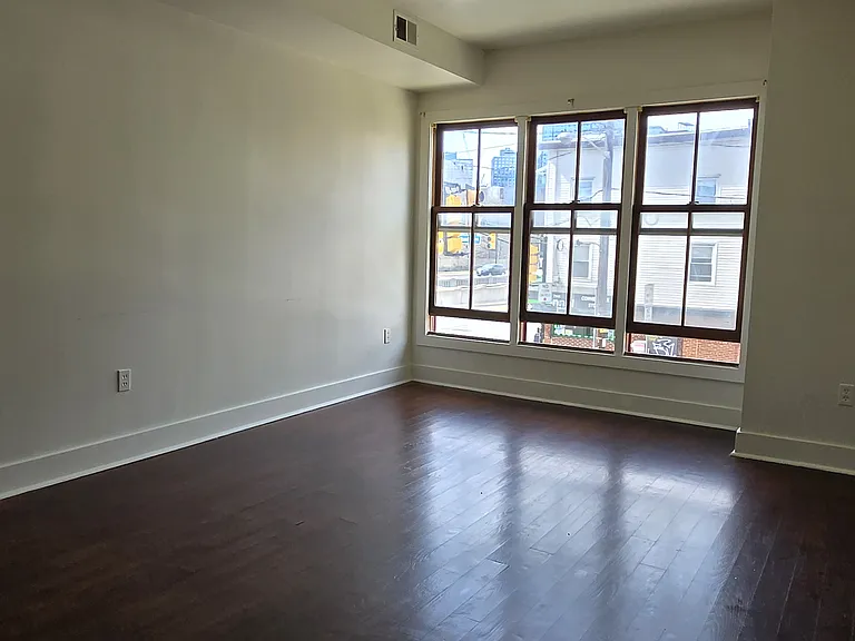 71 Palisades Ave #1 — Photo 9