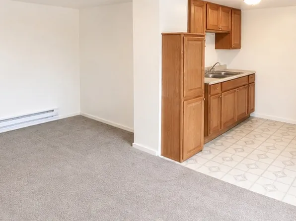 212 Central Ave #Top, Chicora, PA 16025