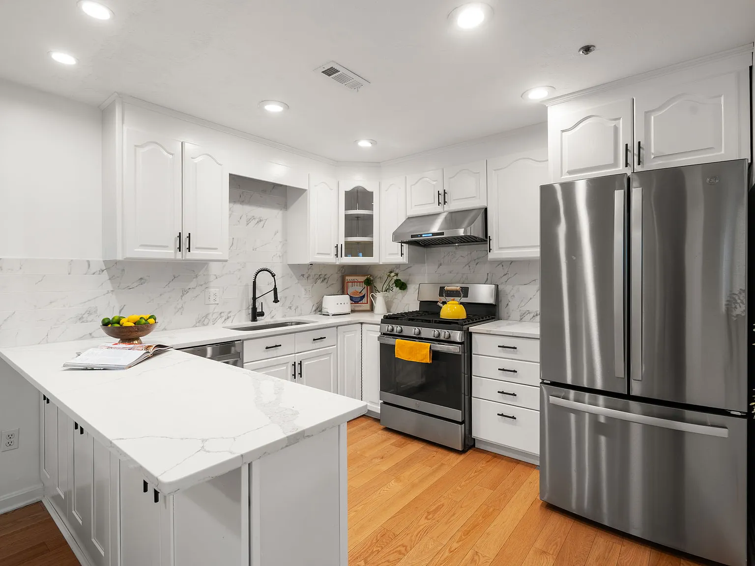 3 bed, 1749 sqft, $3,500 — Photo 1