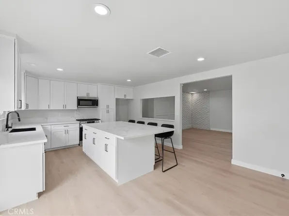 727 Brossard Dr, Thousand Oaks, CA 91360