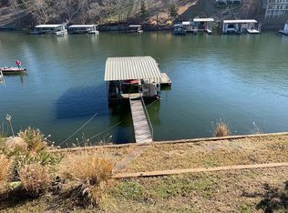 396 Maple Rd, Lake Ozark, MO 65049