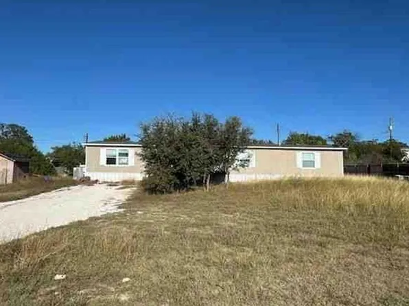 4815 Cimmaron Trl, Weatherford, TX 76087