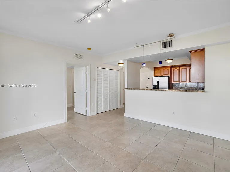 2301 SW 27th Ave #1102 — Photo 17