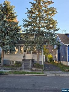 18 Spencer St, Newark, NJ, 07106