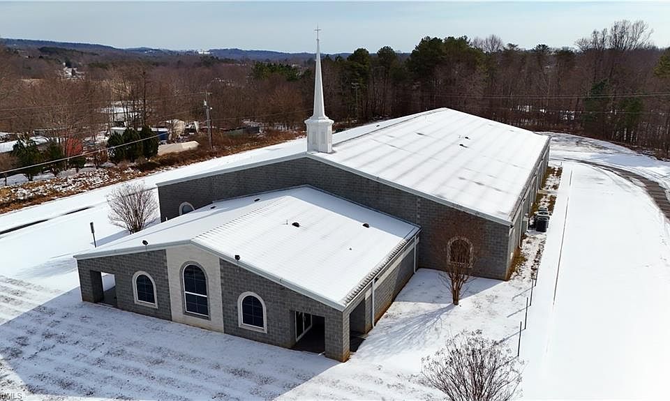 1st image of 574 Slate Rd