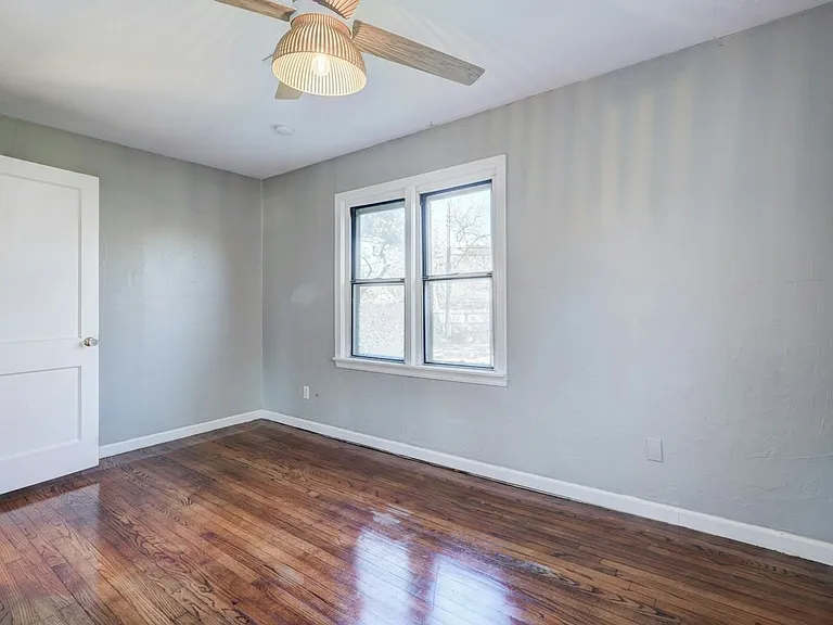 3135 NW Grand Blvd — Photo 34