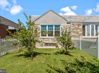 2029 Napfle St, Philadelphia, PA 19152