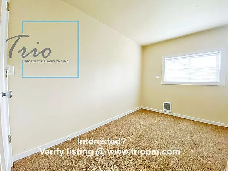 910 Hayes St — Photo 5