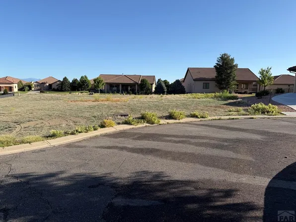 1825 Tuscan Ct, Pueblo, CO 81001