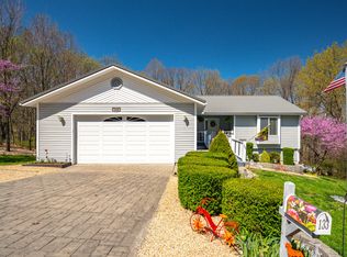 133 Queensberry Dr, Branson West, MO 65737