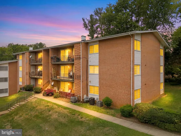 635 Waterloo Rd APT 222, Warrenton, VA 20186