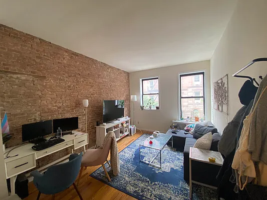 Rented by Guidance Realty Corp. | media 13