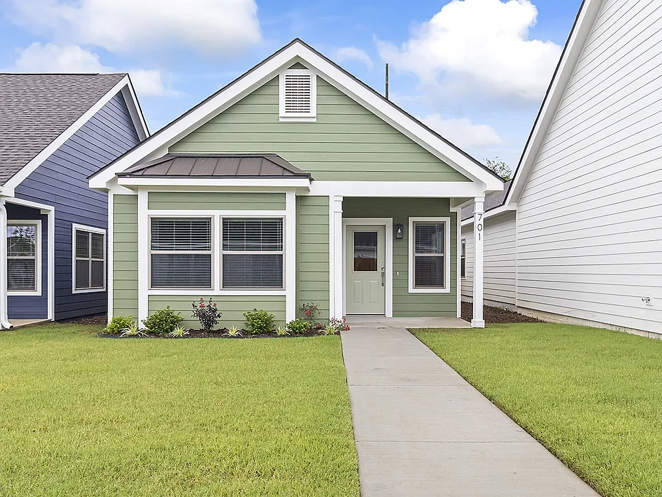 Leopold Floor Plan: Two Bedroom/Two Bath - 1,377 SF
