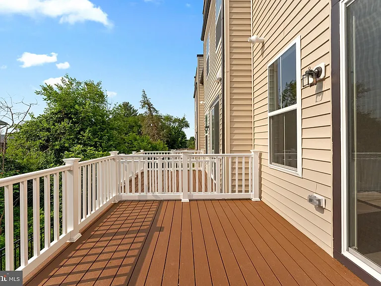 7249 Mountaineer Dr — Photo 11