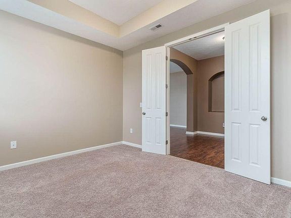 2nd image of 6805 Kinsale Ln