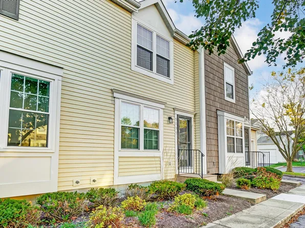 5135 Singleton Dr #42C, Hilliard, OH 43026