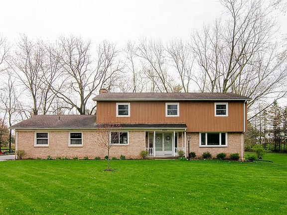 4th image of 3275 Clover Dr