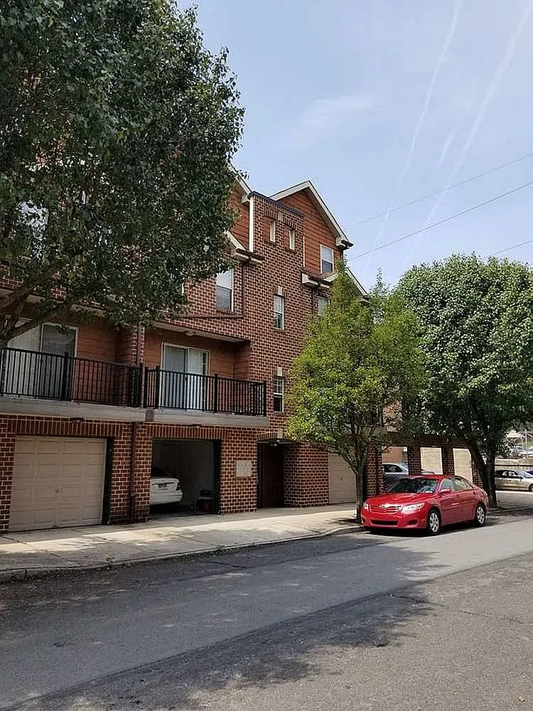 Mulberry Station Apartments — Photo 1