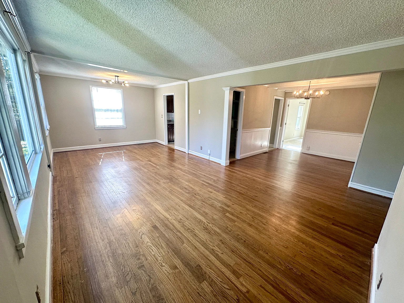 3 bed, $2,500 — Photo 3