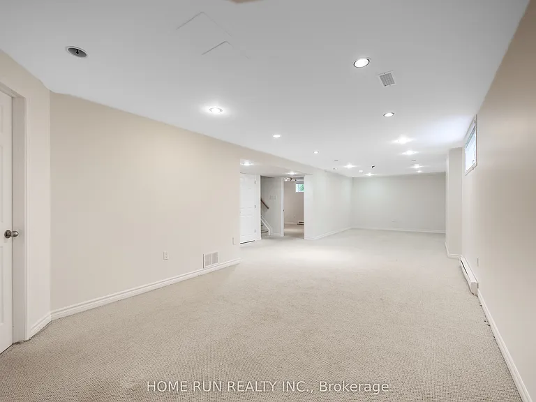 281 Goldridge Dr — Photo 43