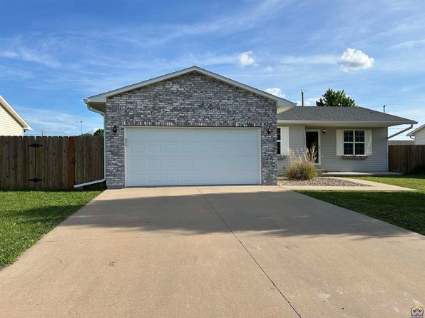 1213 Sunflower Way, Emporia, KS 66801